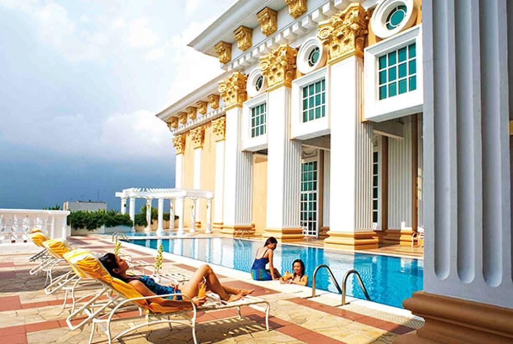 Grand Swiss-Belhotel Melaka מראה חיצוני תמונה